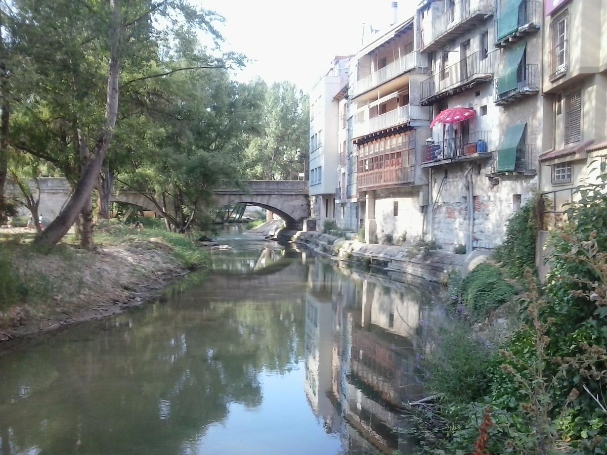 Alojamiento Rural Pueblo De La Ribera Peñafiel Exteriör bild